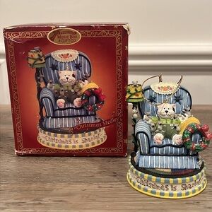 San Francisco Music Box Co. “Christmas is Sharing” Musical Ornament Cat Mouse